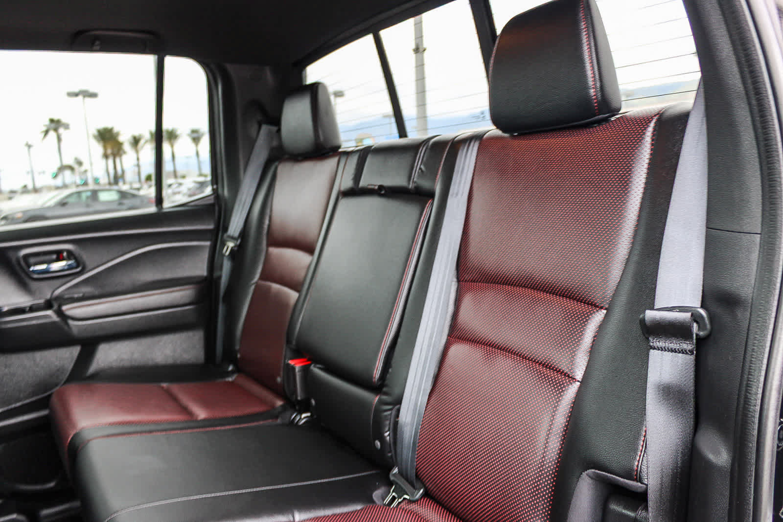 Certified 2025 Honda Ridgeline Black Edition image 17