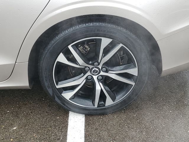 Used 2024 Volvo S60 B5 Core image 35