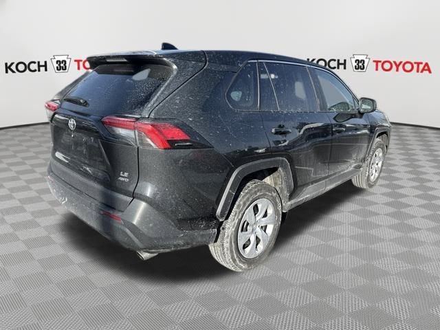Used 2024 Toyota RAV4 LE image 7