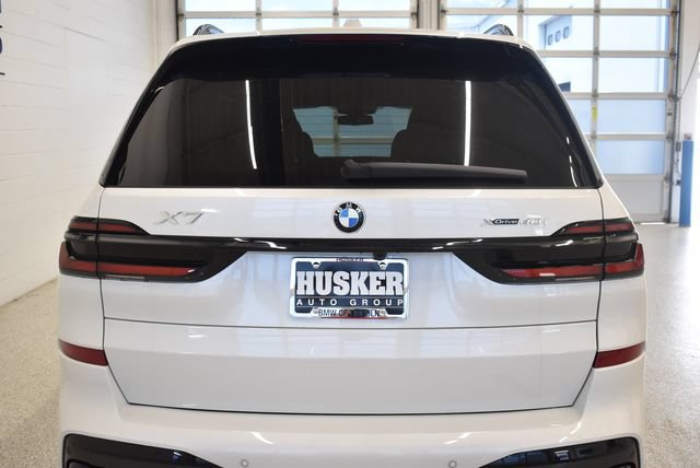New 2027 BMW X7 xDrive40i w/ M Sport Package AWD/4WD image 13