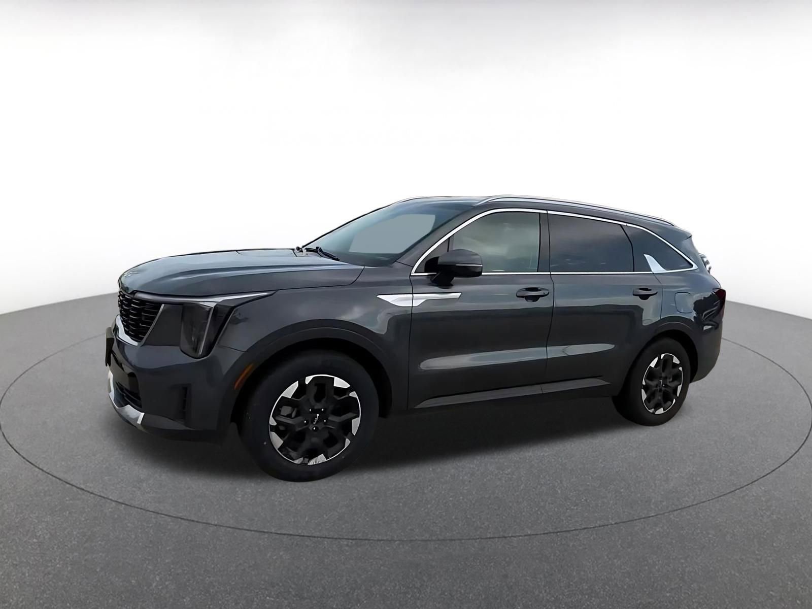 Used 2024 Kia Sorento S image 8