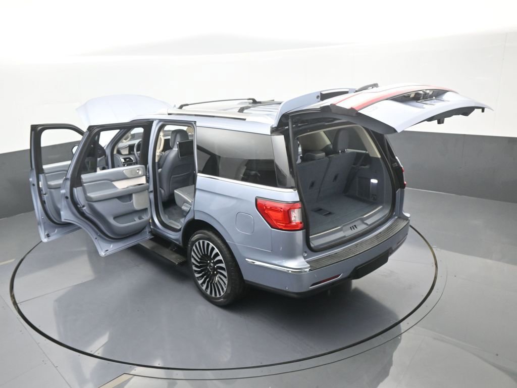 Used 2019 Lincoln Navigator Black Label w/ Cargo Package image 97