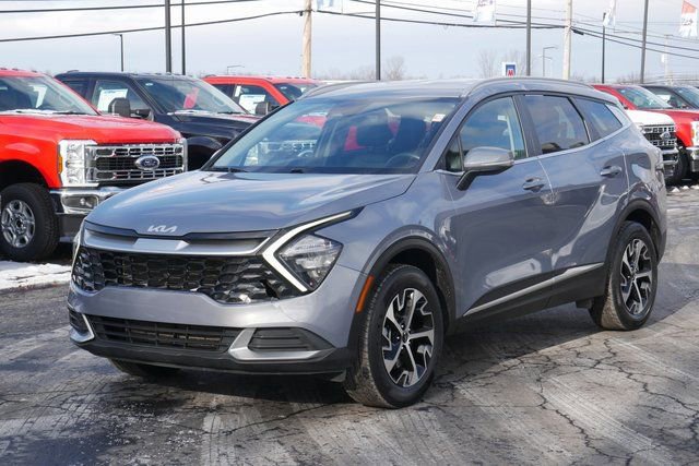 Used 2023 Kia Sportage EX image 7