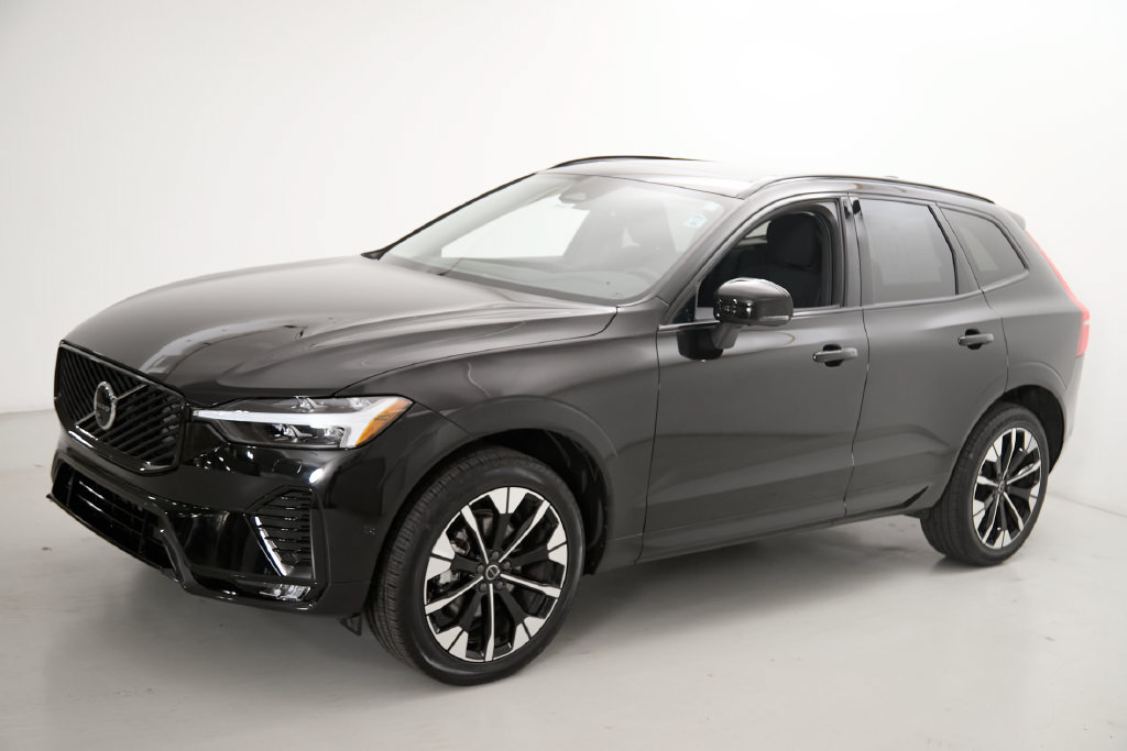 Used 2026 Volvo XC60 B5 Plus AWD/4WD image 6