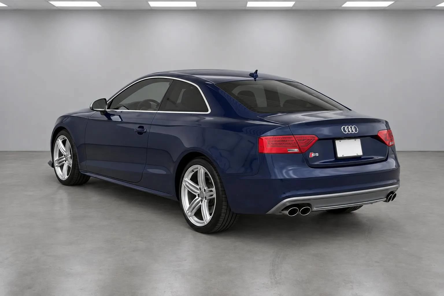 Used 2013 Audi S5 Prestige w/ Prestige Pkg AWD/4WD image 4
