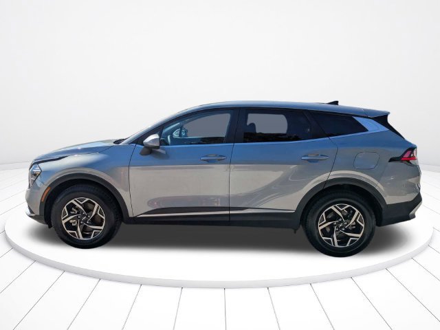 Used 2023 Kia Sportage LX AWD/4WD image 15
