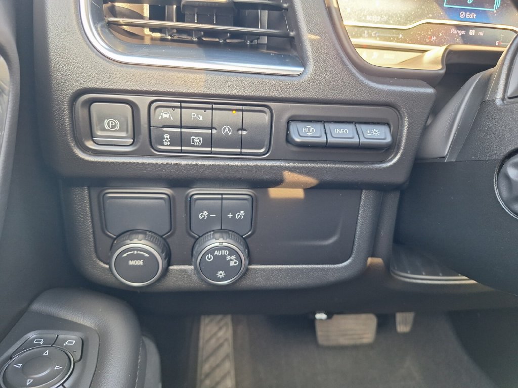 Used 2023 Chevrolet Tahoe High Country RWD image 39