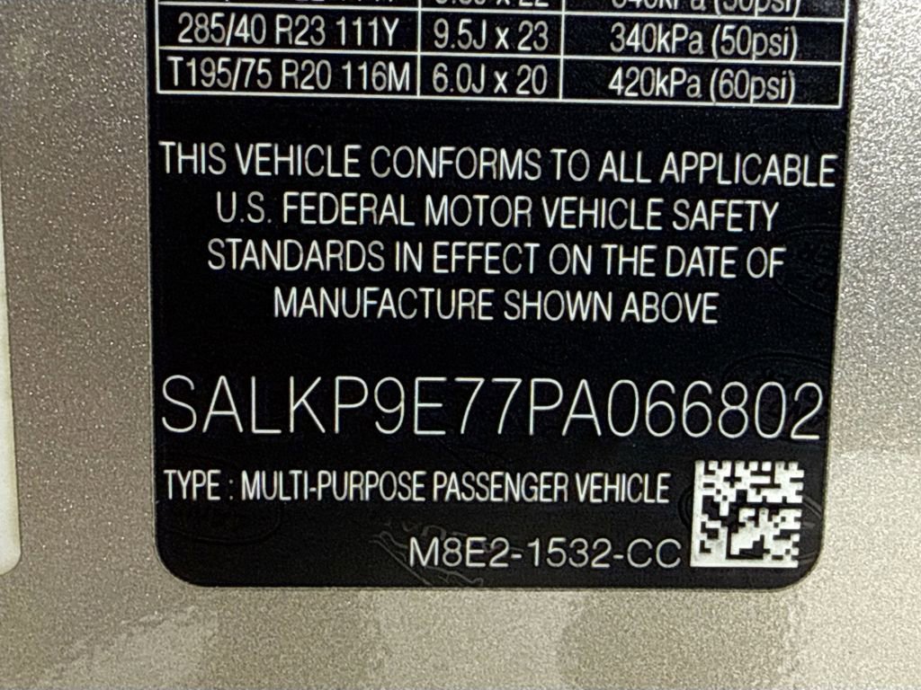 Used 2023 Land Rover Range Rover SE image 28