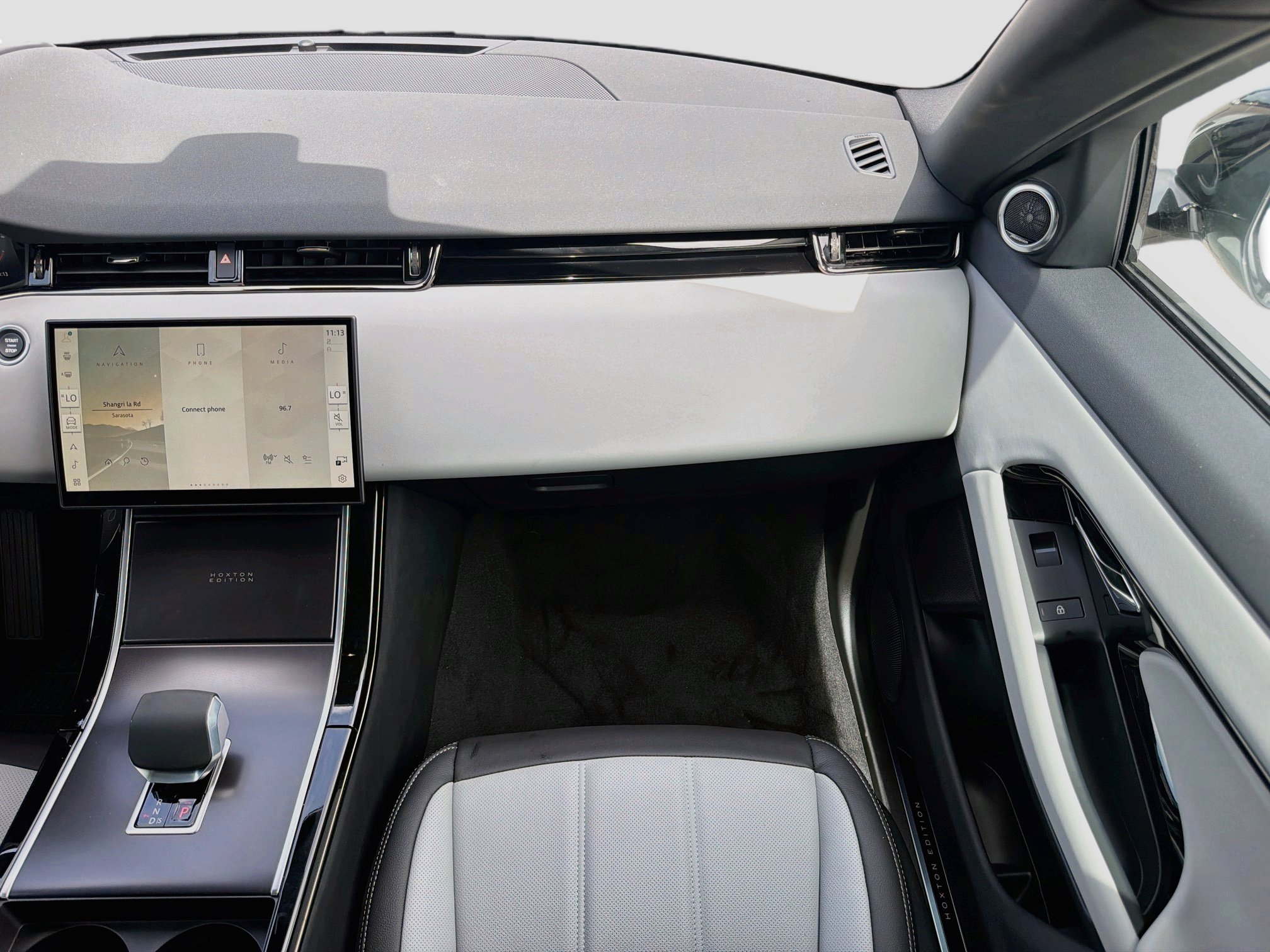 New 2026 Land Rover Range Rover Evoque Hoxton AWD/4WD image 18