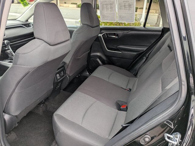 Used 2024 Toyota RAV4 XLE AWD/4WD image 14