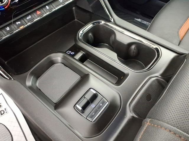 Used 2024 GMC Sierra 2500 AT4 w/ AT4 Premium Plus Package image 21
