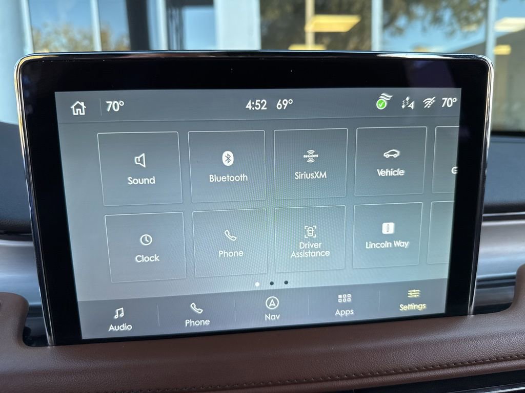 Used 2023 Lincoln Aviator Reserve w/ Equipment Group 201A image 37