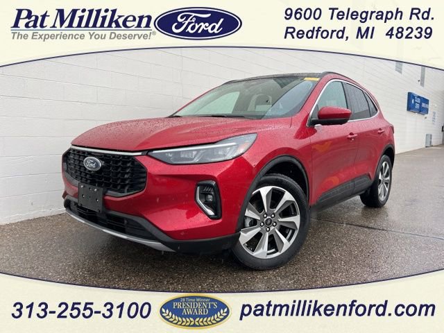 Certified 2023 Ford Escape Platinum w/ Premium Technology Package