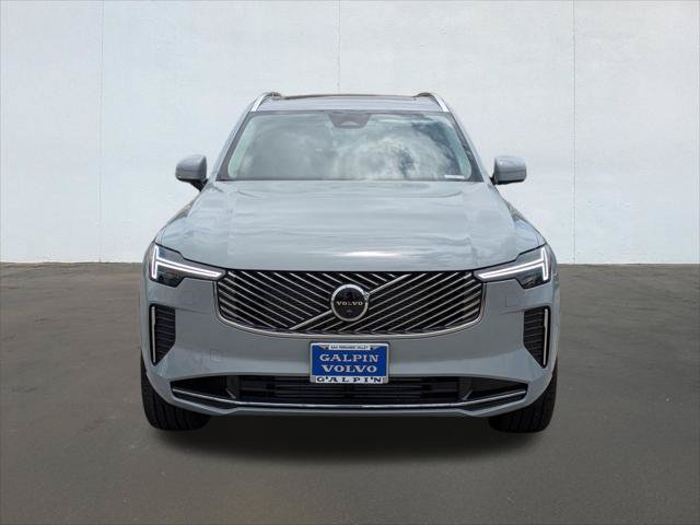 New 2026 Volvo XC90 T8 Plus w/ Protection Package AWD/4WD image 4