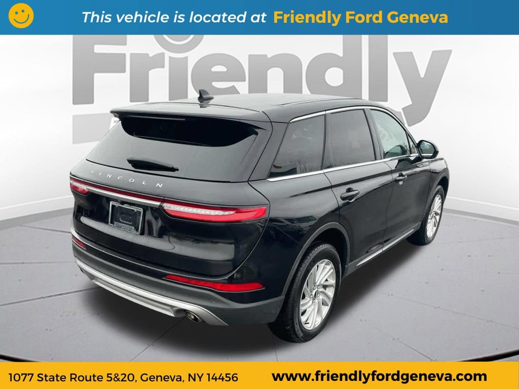 Used 2023 Lincoln Corsair AWD image 7