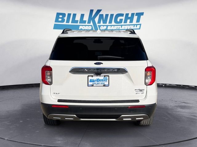Used 2023 Ford Explorer XLT w/ Equipment Group 202A image 4