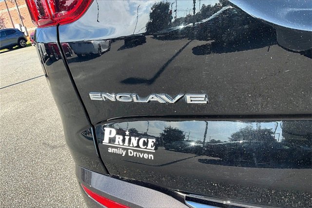 Used 2023 Buick Enclave Premium w/ Experience Buick Package image 24