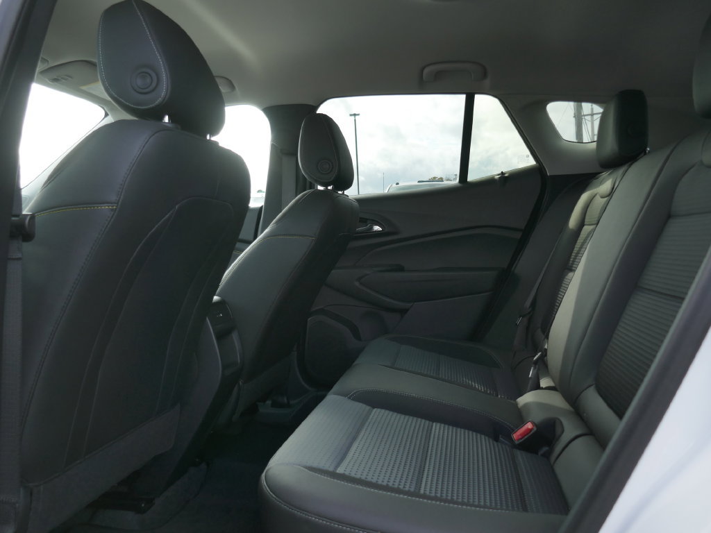 Certified 2026 Chevrolet Trax LT FWD image 18