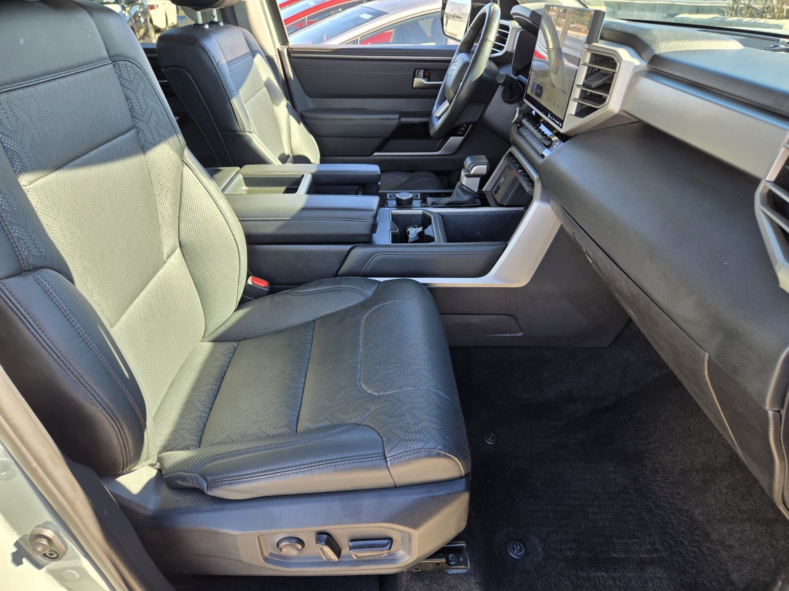 Used 2024 Toyota Tundra Limited image 15