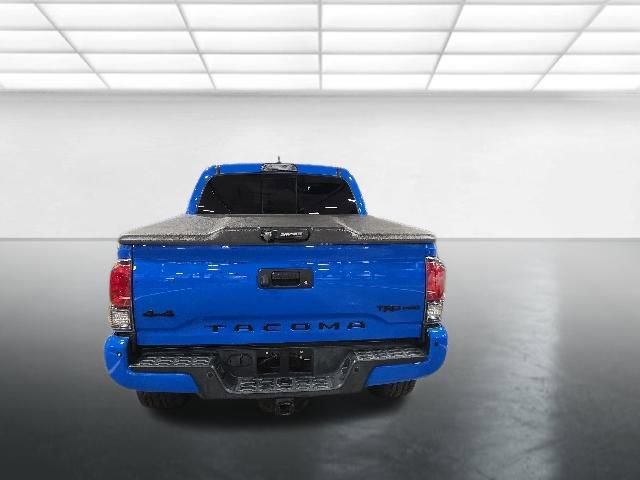 Used 2019 Toyota Tacoma TRD Pro AWD/4WD image 5