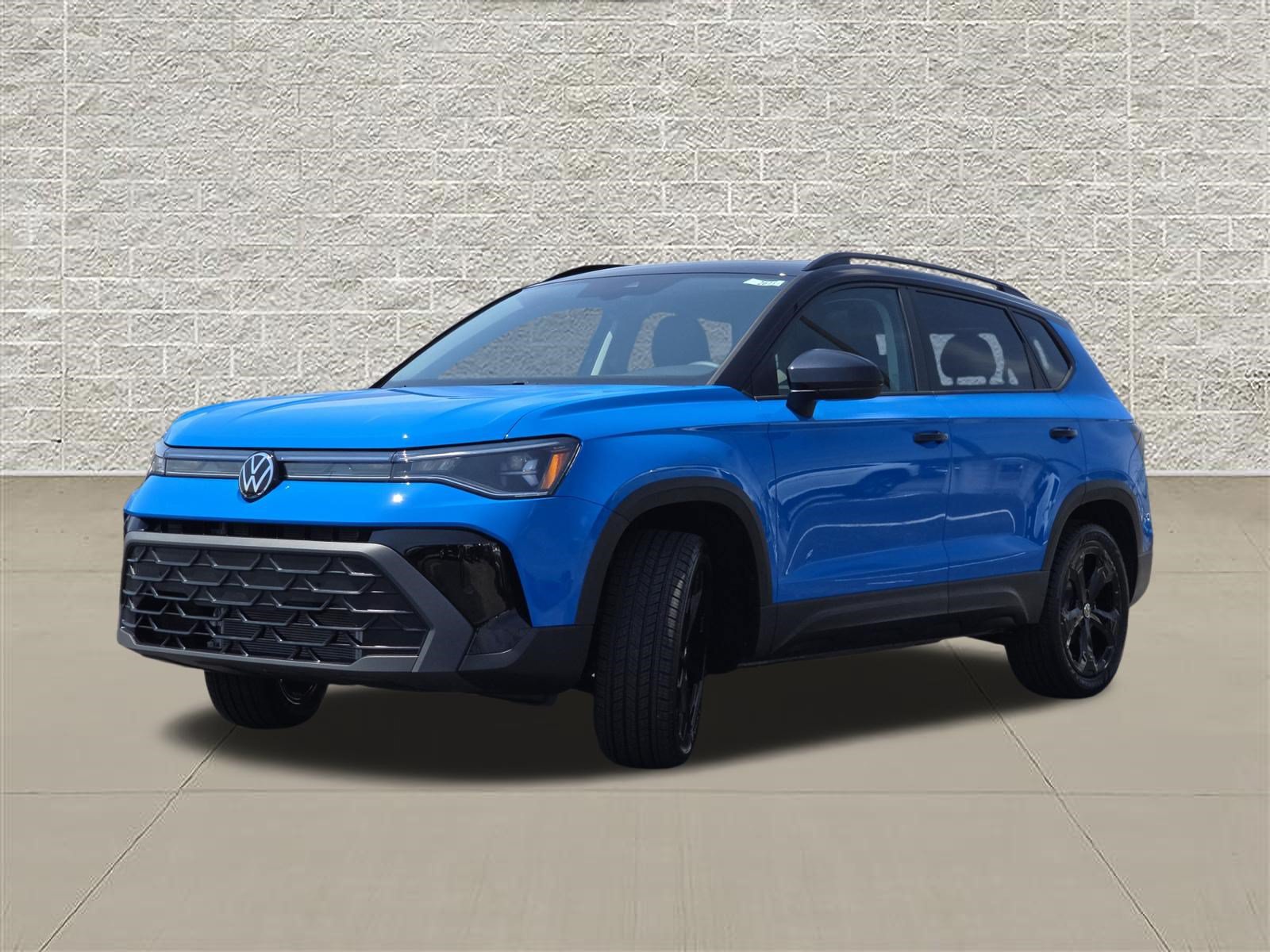 New 2026 Volkswagen Taos SE AWD/4WD image 3