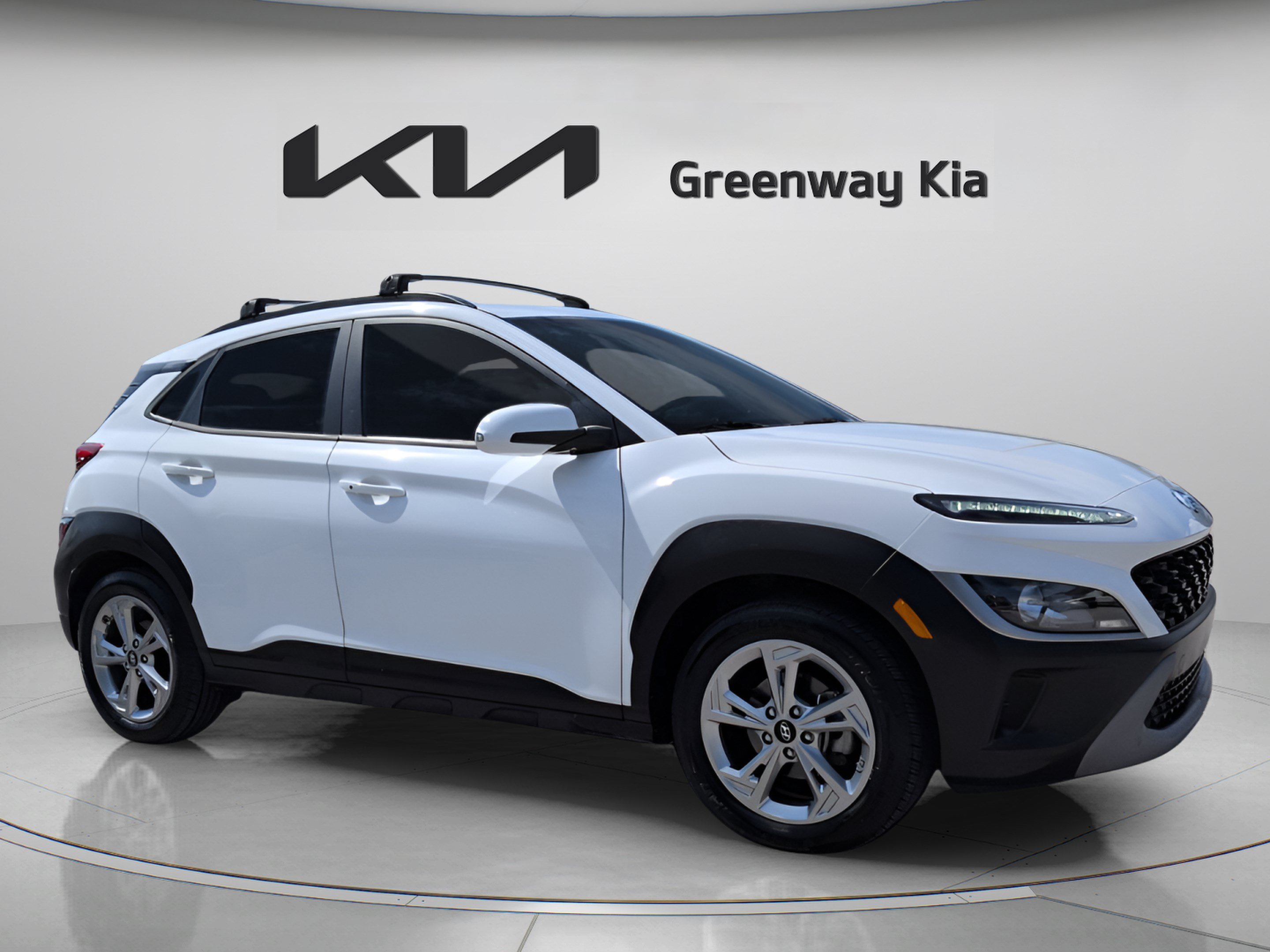 Used 2023 Hyundai Kona SEL FWD image 3