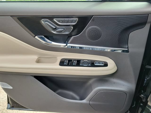 Certified 2024 Lincoln Corsair FWD image 13