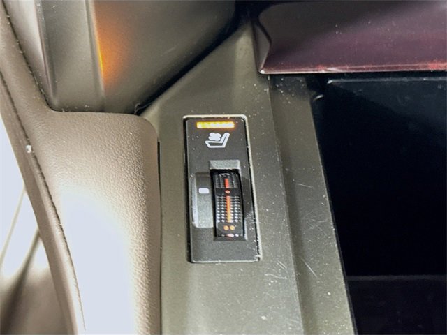 Used 2017 Lexus GX 460 image 19