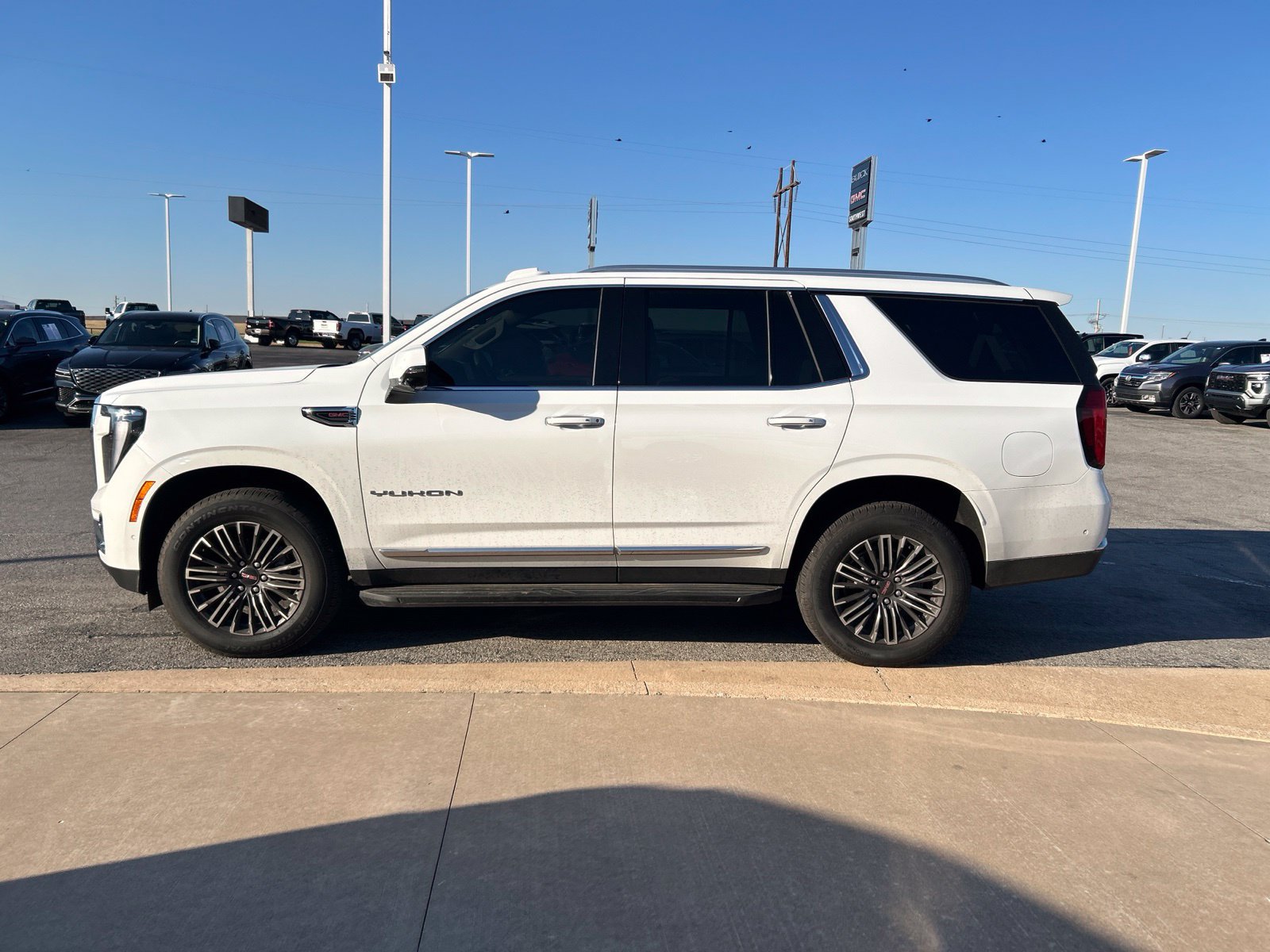 Used 2026 GMC Yukon Elevation w/ LPO, Floor Liner Package RWD image 8