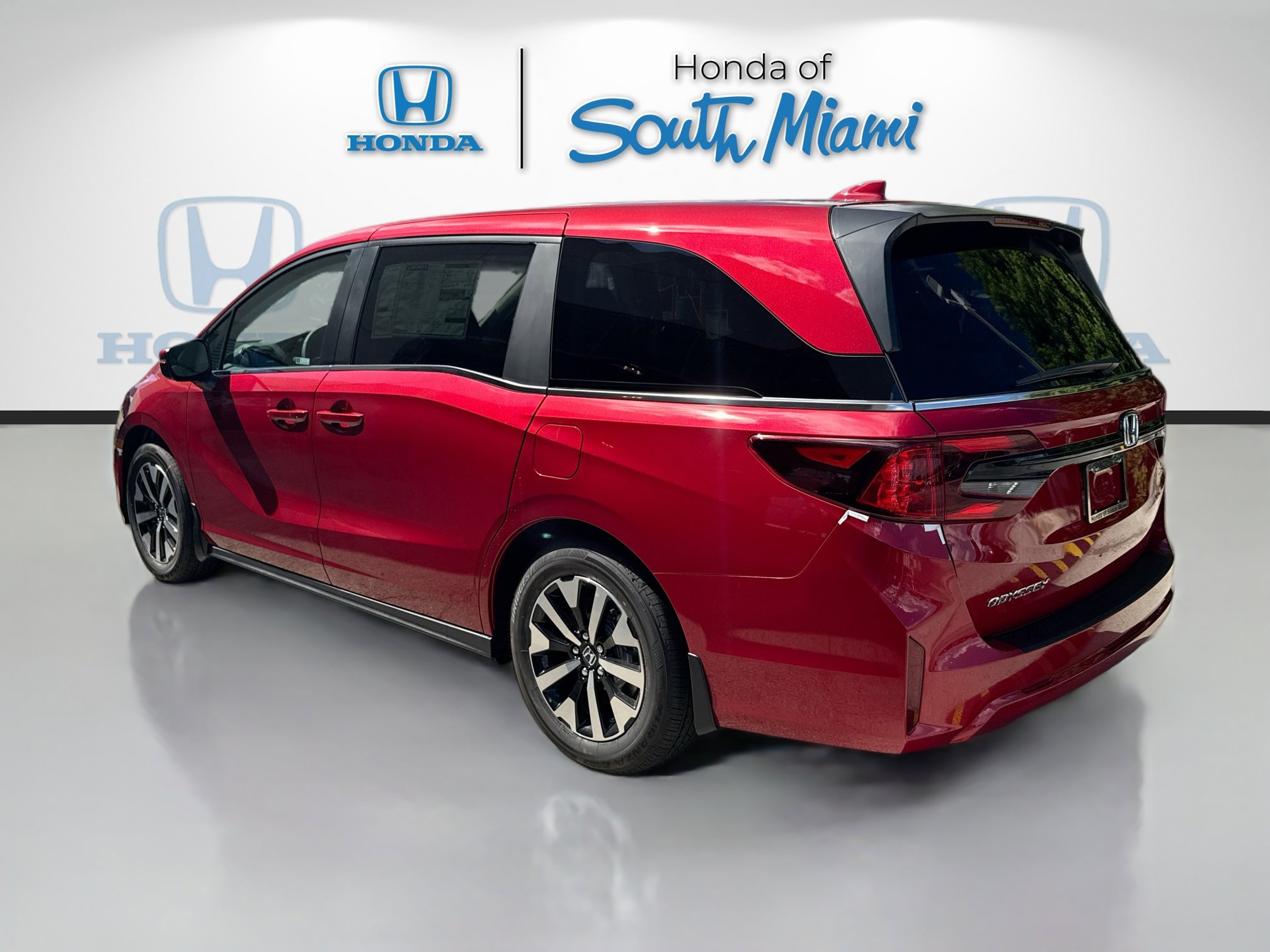 New 2026 Honda Odyssey EX-L image 4