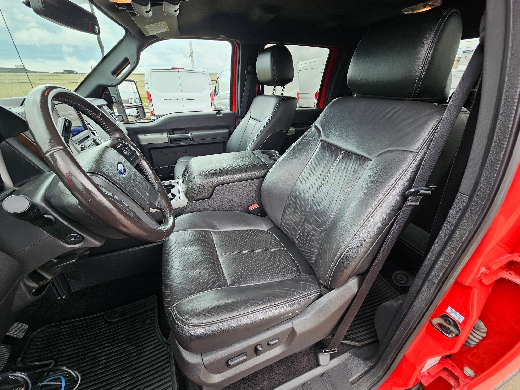 Used 2016 Ford F250 Lariat w/ Lariat Interior Package AWD/4WD image 14