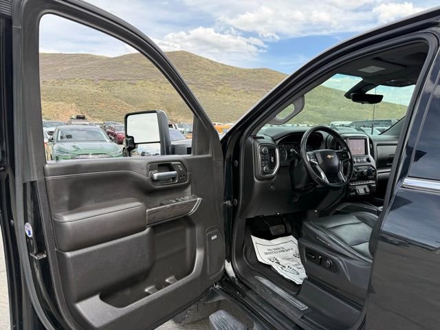 Used 2020 Chevrolet Silverado 3500 LTZ w/ LTZ Premium Package image 12