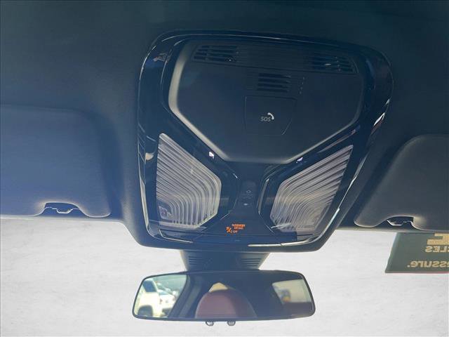 Used 2025 BMW 230i xDrive Coupe image 19