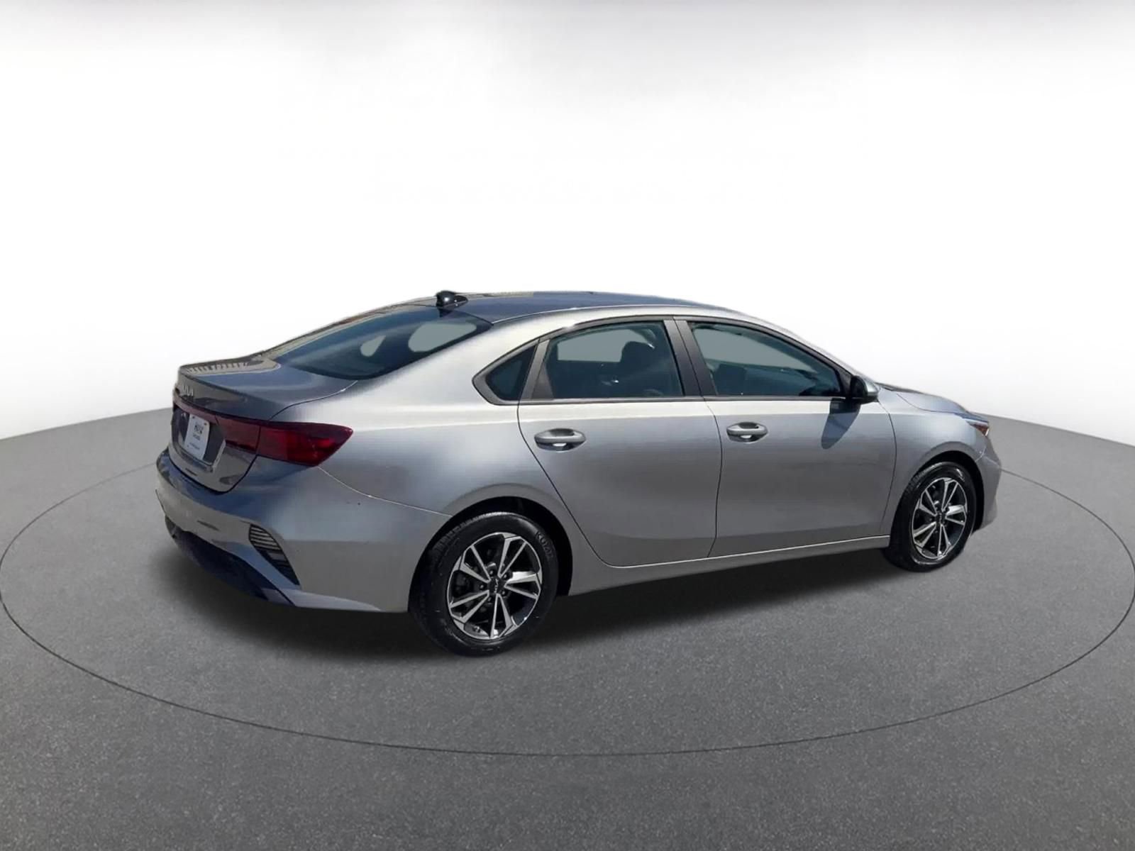 Used 2024 Kia Forte LXS image 15