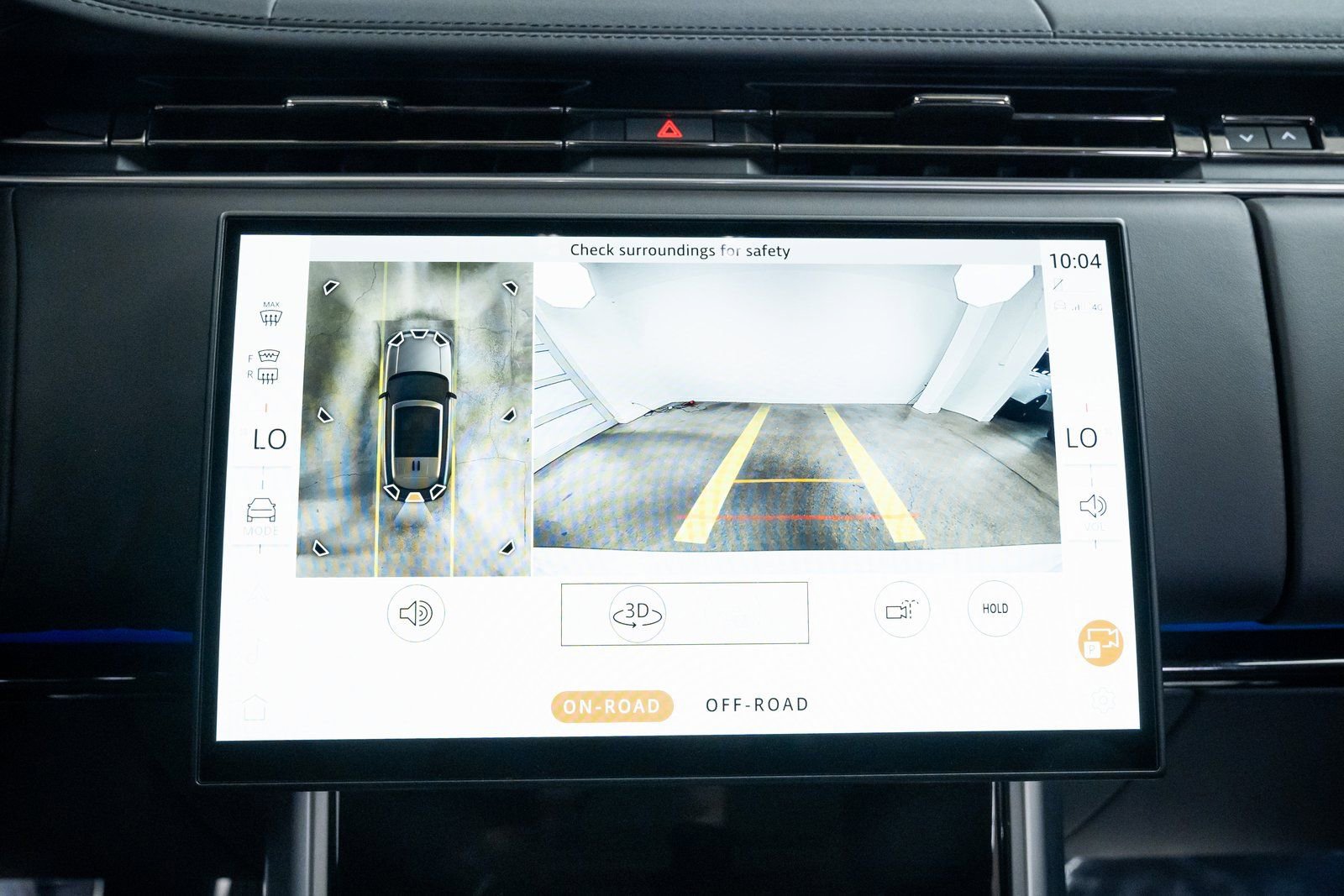 Used 2025 Land Rover Range Rover SE image 13