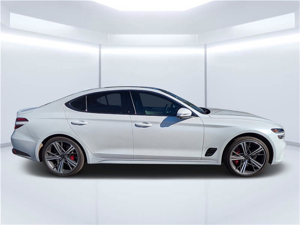 Used 2025 Genesis G70 3.3T Advanced w/ Sport Prestige Package image 2