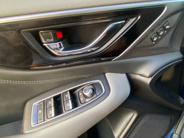 Used 2022 Subaru Outback Limited AWD/4WD image 19