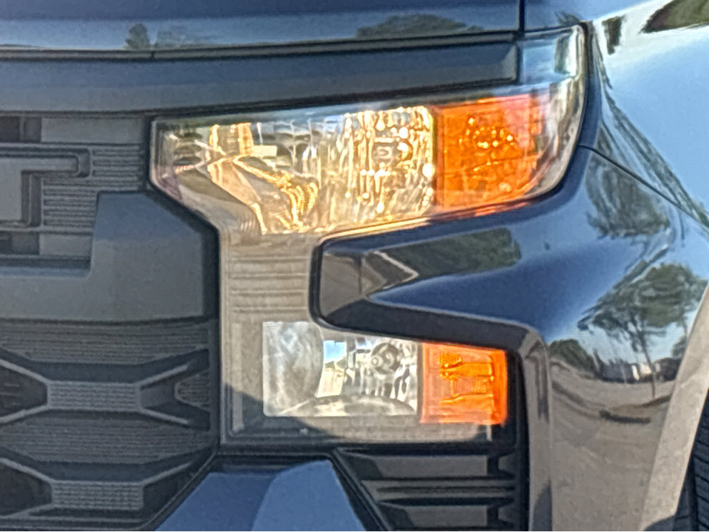 Used 2022 Chevrolet Silverado 1500 Custom image 14