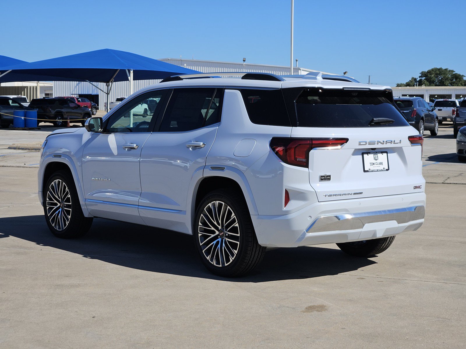 New 2027 GMC Terrain Denali AWD/4WD image 3