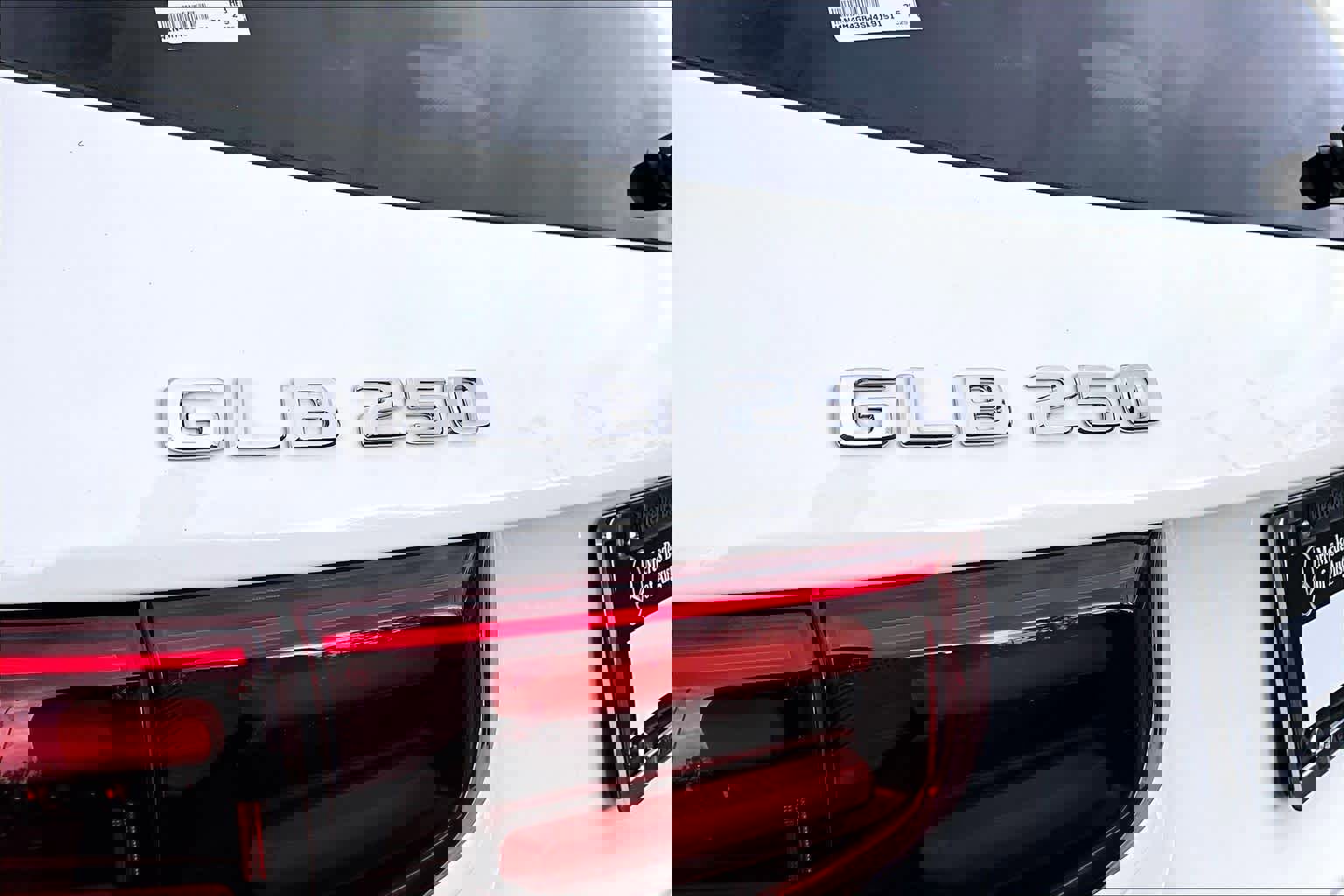 Certified 2025 Mercedes-Benz GLB 250 GLB 250 image 10