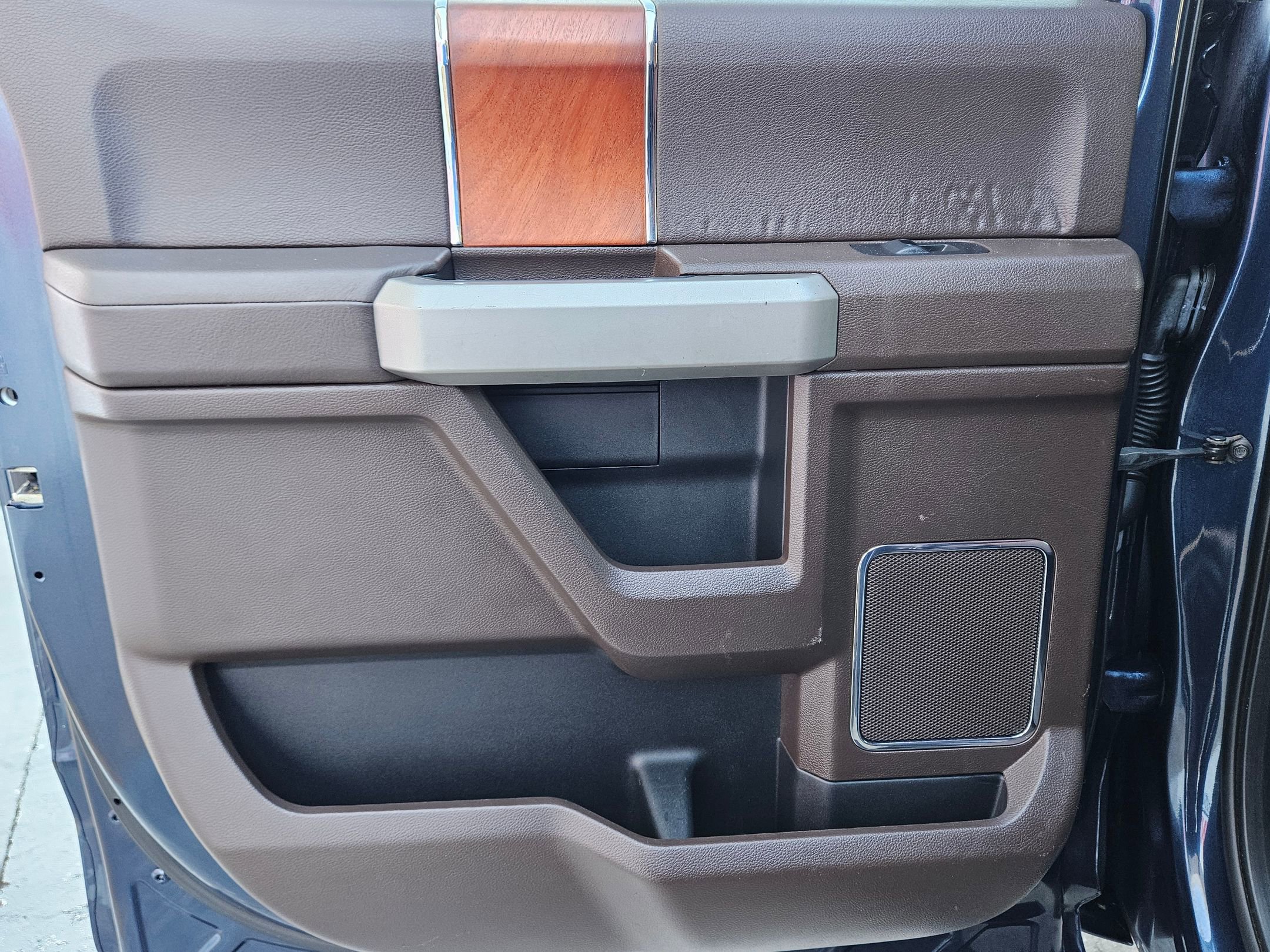 Used 2018 Ford F150 King Ranch w/ Equipment Group 601A Luxury image 22