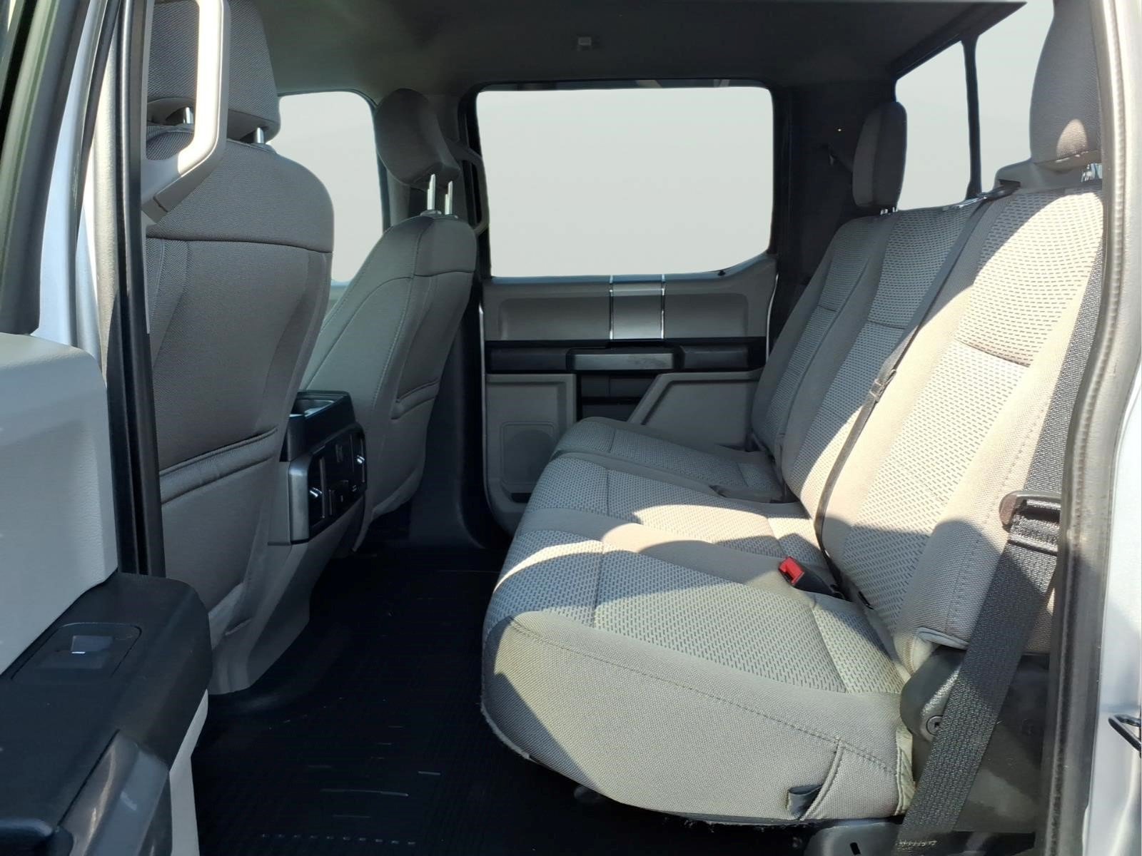 Used 2020 Ford F450 XLT w/ XLT Premium Package AWD/4WD image 17