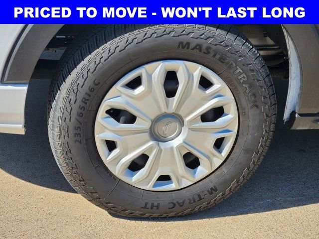 Used 2023 Ford Transit 350 XLT image 18