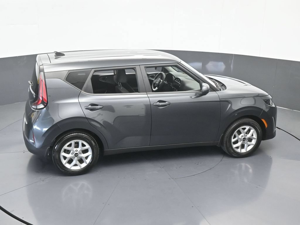 Used 2024 Kia Soul S FWD image 45