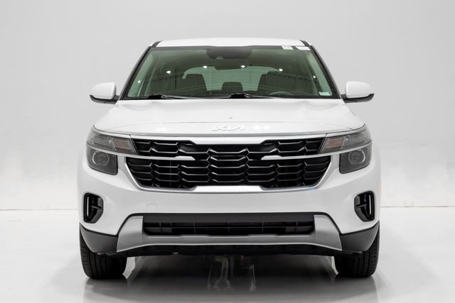 Used 2025 Kia Seltos LX AWD/4WD image 4