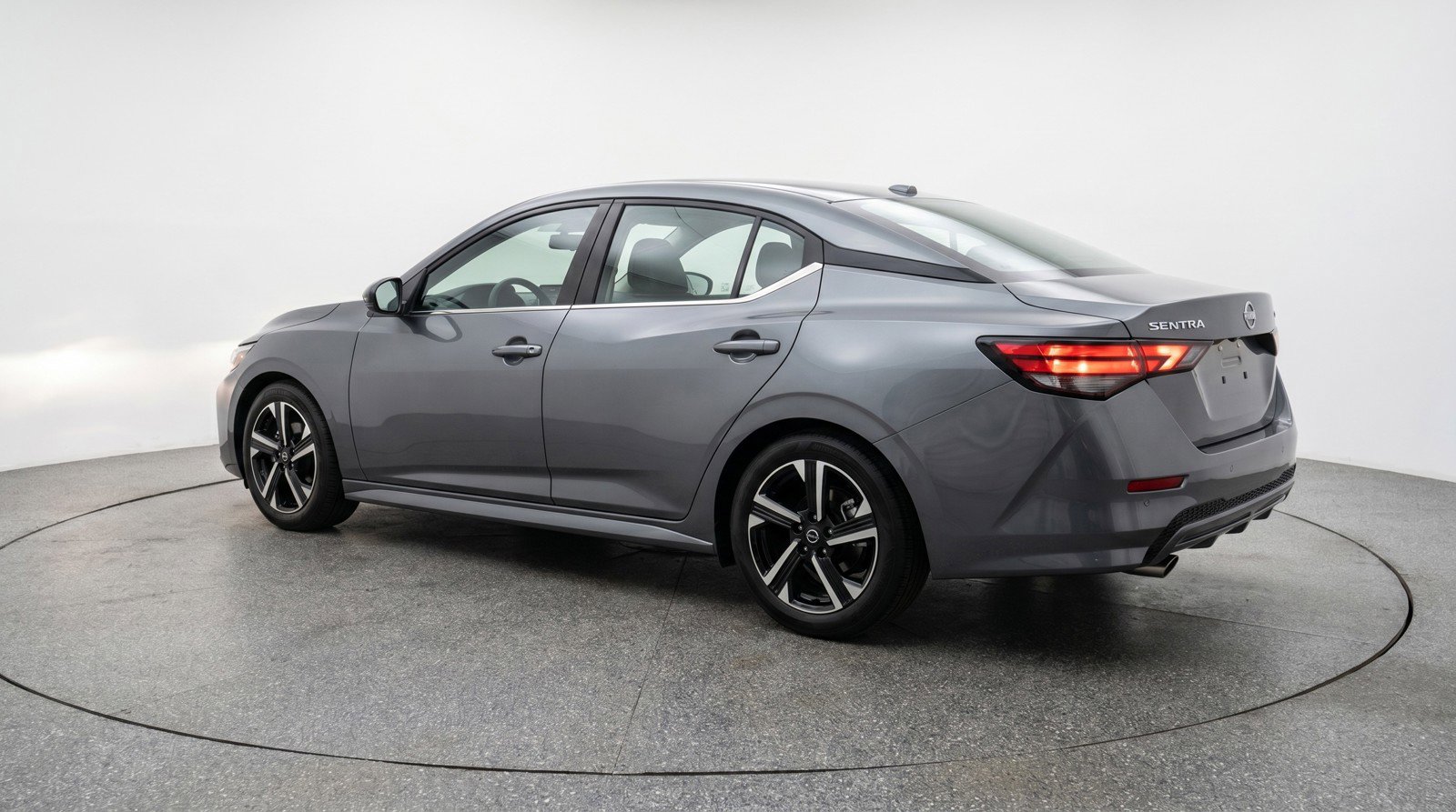 Used 2025 Nissan Sentra SV FWD image 6