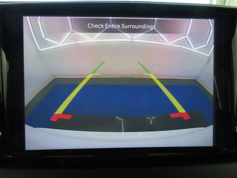 Used 2024 Chrysler Pacifica Touring-L FWD image 26