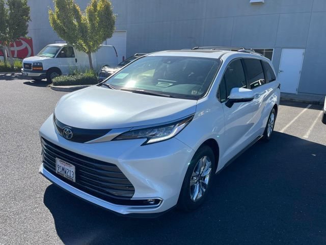 Used 2025 Toyota Sienna Limited