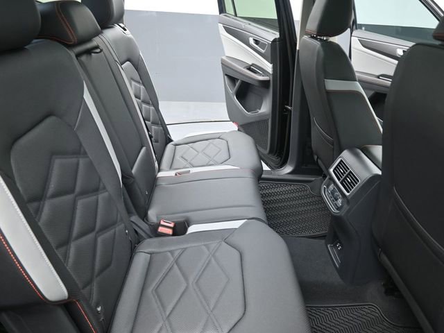 New 2026 Volkswagen Atlas Peak Edition image 16