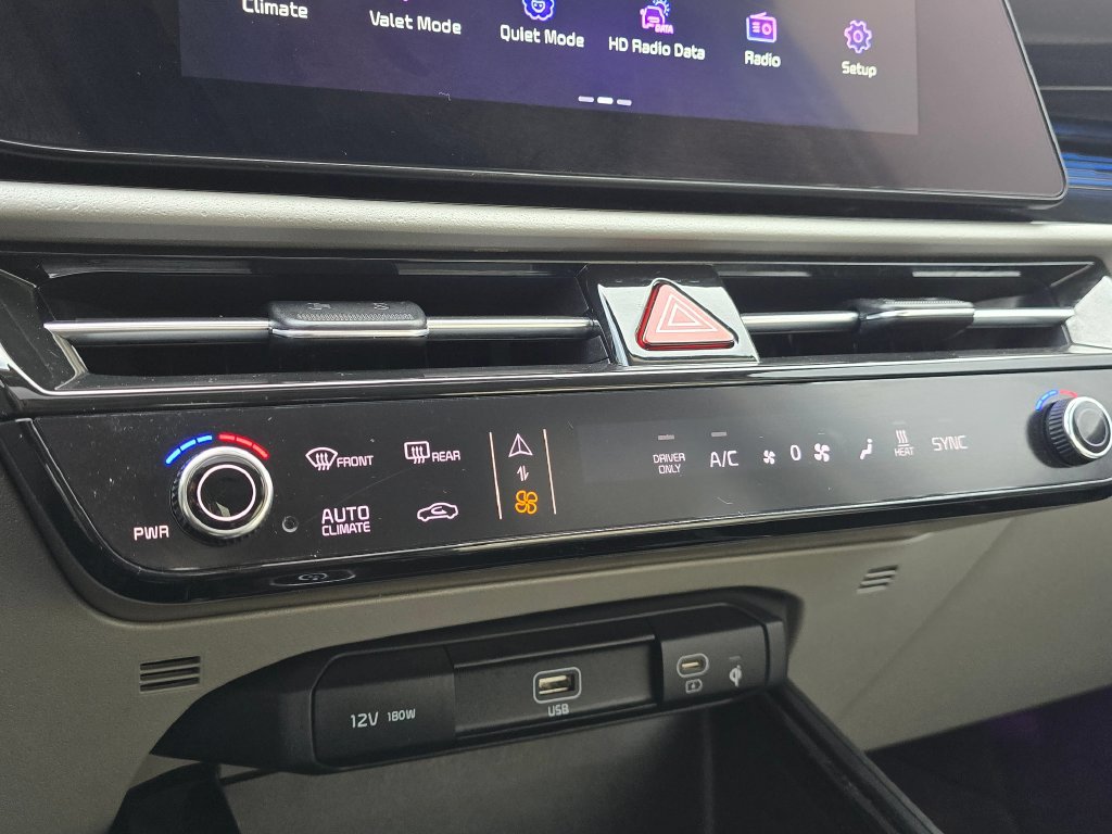 Certified 2023 Kia Niro Wave w/ Wave Preserve Package FWD image 34